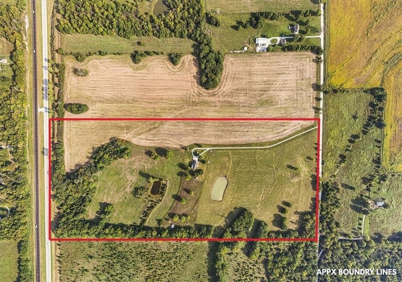 29300 Victory Rd, Paola, KS 66071