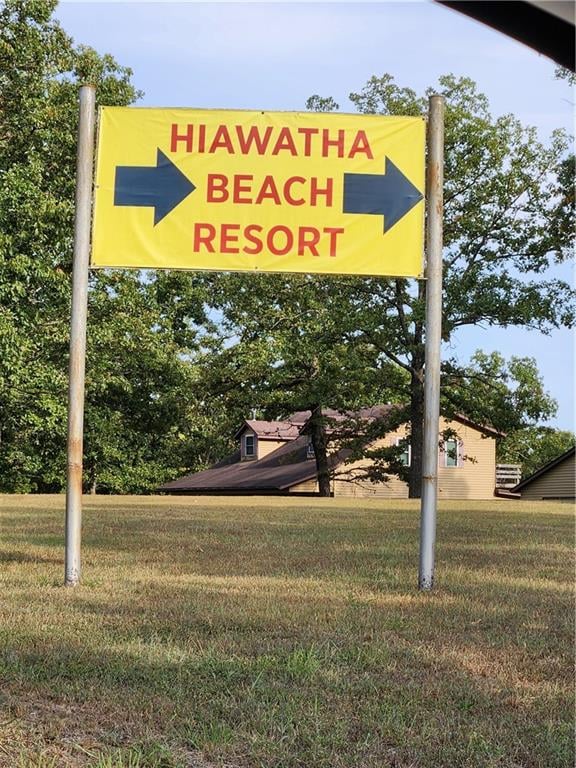 Hiawatha Dr, Stover, MO 65078