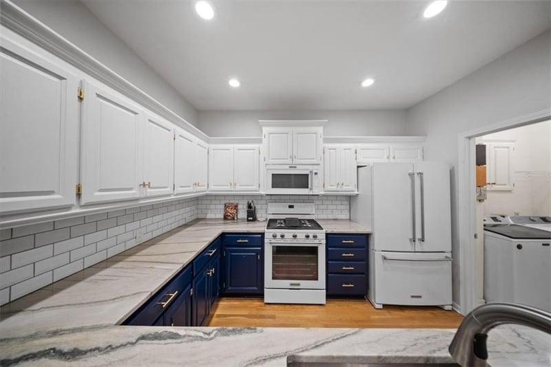 14302 Russell St, Overland Park, KS 66223