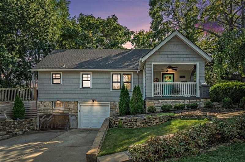 4901 Bell St, Kansas City, MO 64112