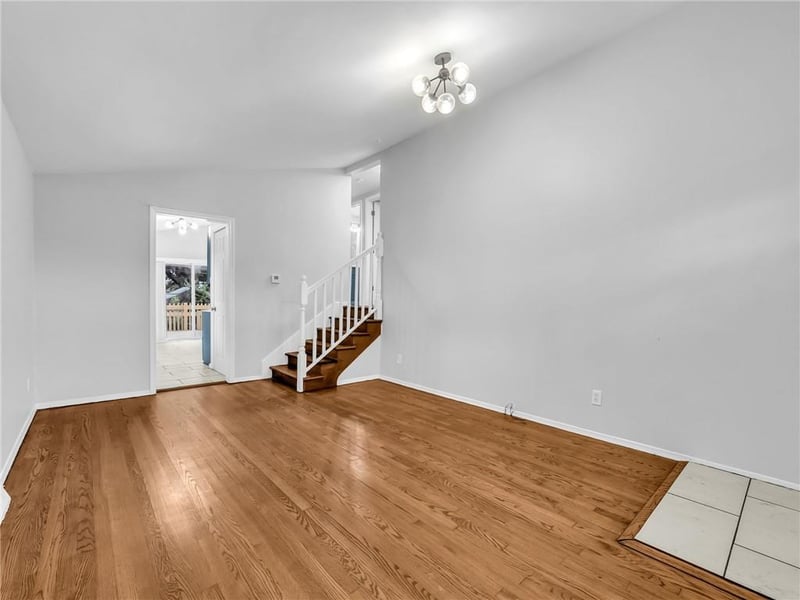 701 88th Ter, Kansas City, MO 65155