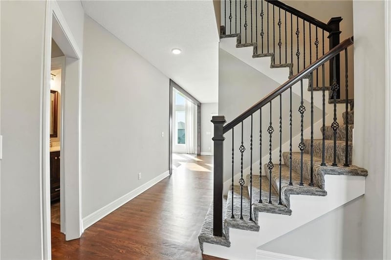 7611 N Adrian Ave, Kansas City, MO 64151