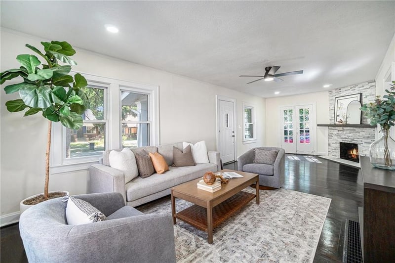 5630 Woodland Ave, Kansas City, MO 64110