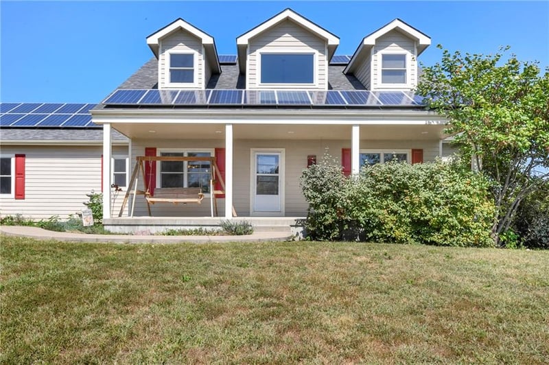 23338 Kissinger Rd, Leavenworth, KS 66048