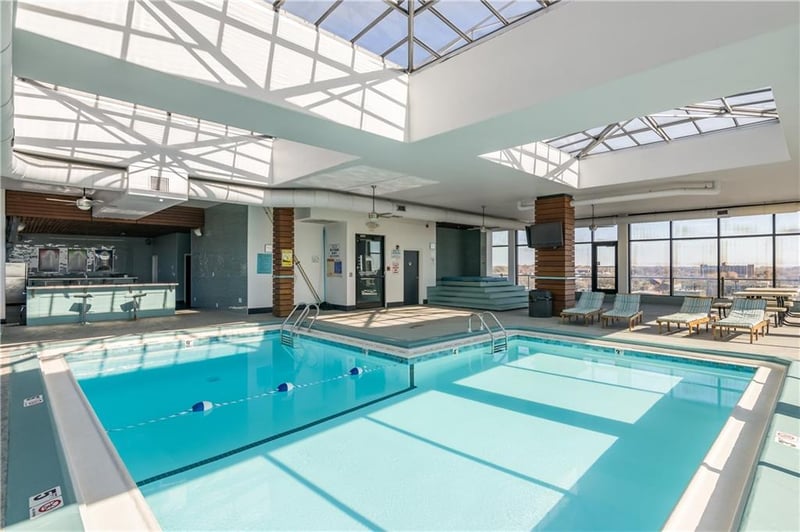 700 8th St #9B, Kansas City, MO 64106