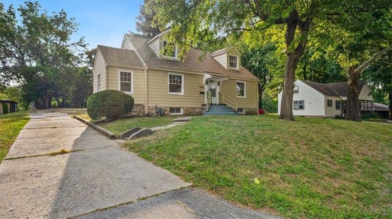 3019 54th St, Kansas City, KS 66104