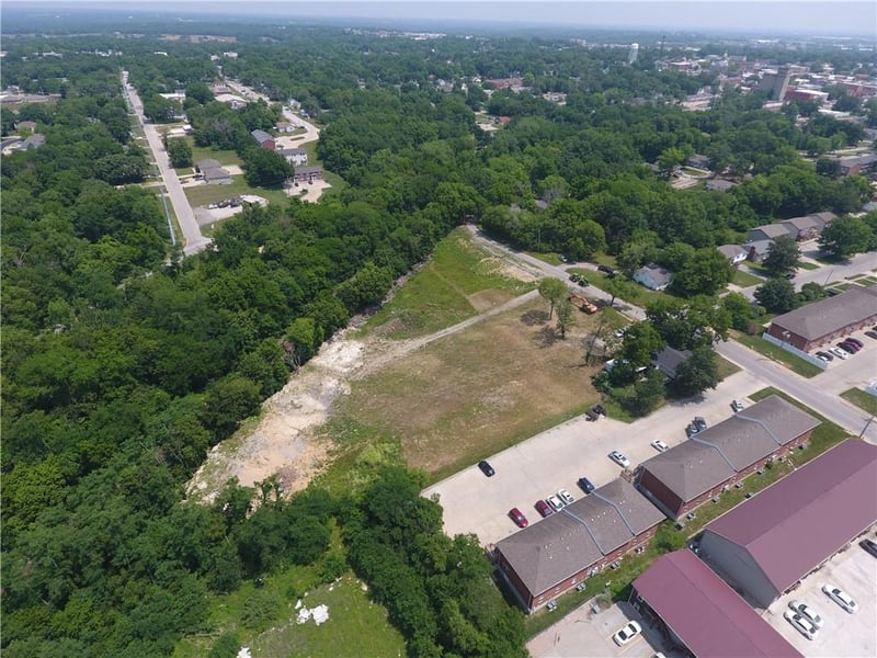 318 Main St, Warrensburg, MO 64093