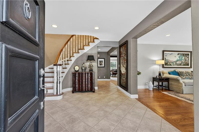 1257 W 63rd Ter, Kansas City, MO 64113
