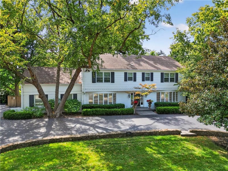1257 W 63rd Ter, Kansas City, MO 64113