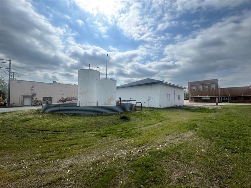 103 W Main St, Weir, KS 66781