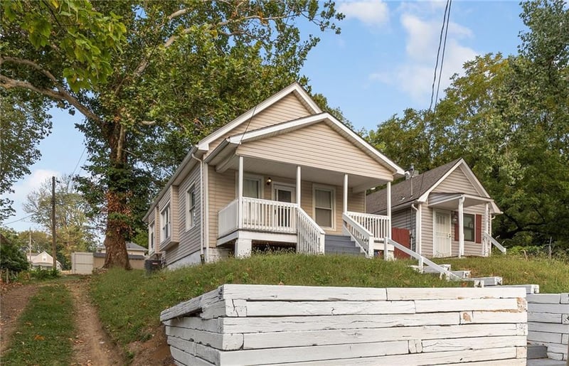 3038 20th St, Kansas City, KS 66104