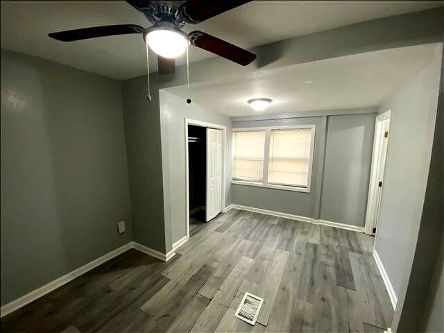 4220 43rd St, Kansas City, MO 64130