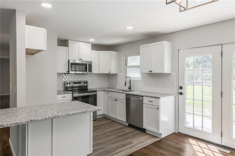 9109 89th St, Kansas City, MO 64138