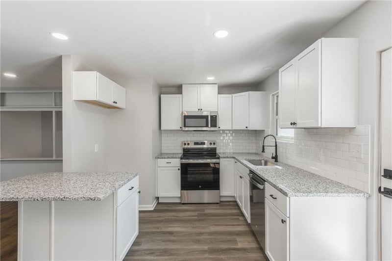 9109 89th St, Kansas City, MO 64138