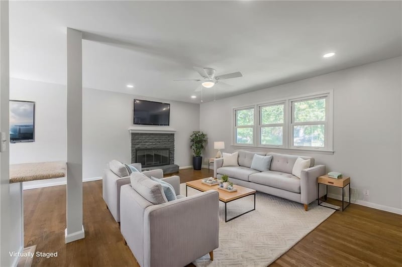 9109 E 89th St, Kansas City, MO 64138