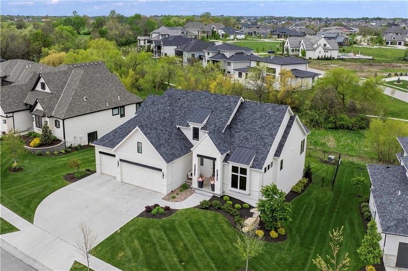 17024 King St, Overland Park, KS 66221