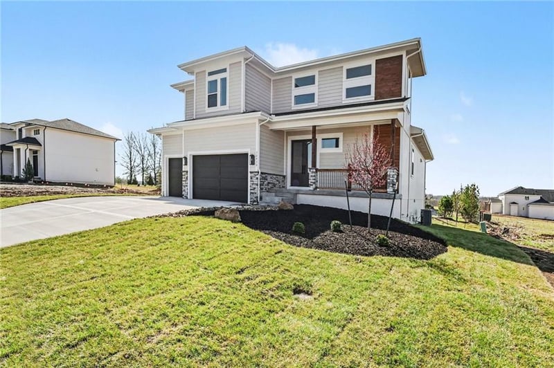 12413 184th St, Overland Park, KS 66013