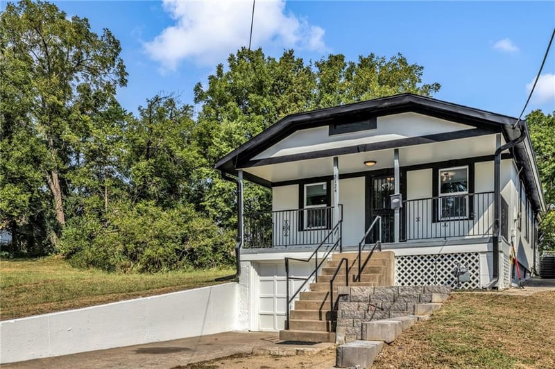 2124 Lafayette Ave, Kansas City, KS 66104