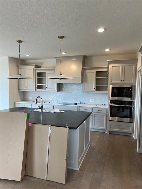 17800 Rainbow Blvd, Overland Park, KS 66085