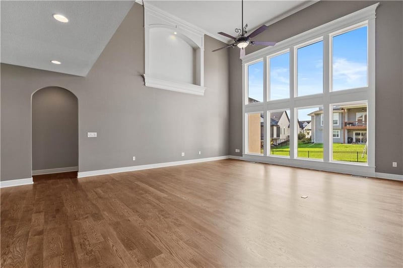 15825 Howe St, Overland Park, KS 66224