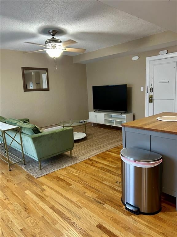 323 Emanuel Cleaver Ii Blvd #8A, Kansas City, MO 64112