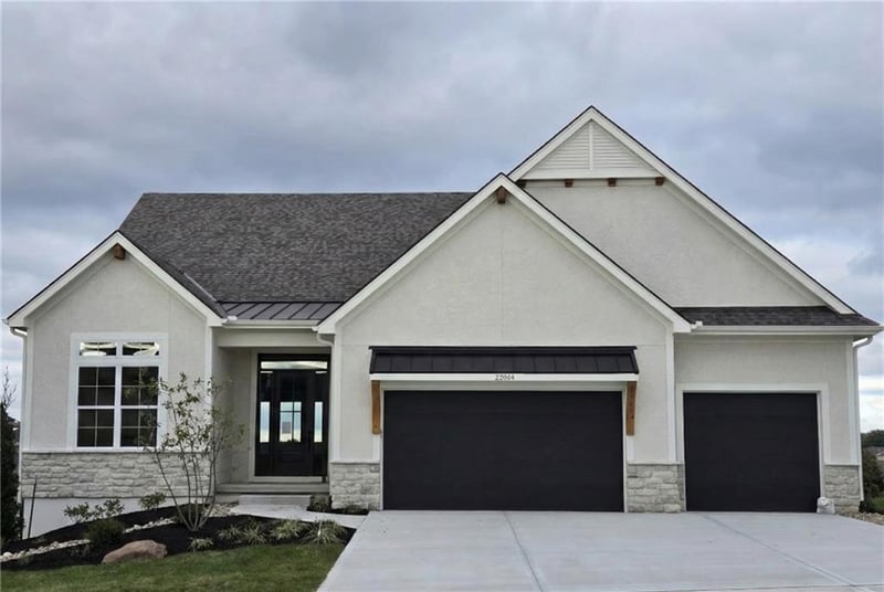 22004 114th Ct, Olathe, KS 66061