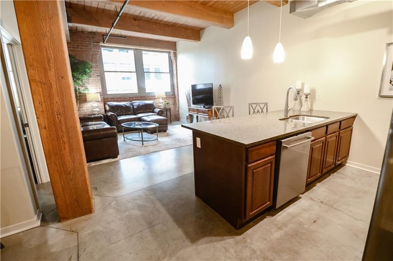 712 Broadway Blvd #503, Kansas City, MO 64105