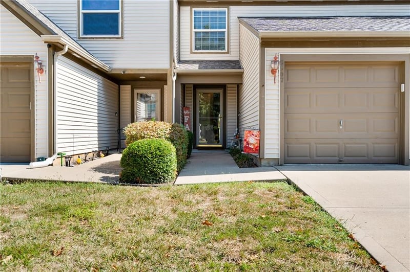 5507 Fairmount Ave, Kansas City, MO 64118