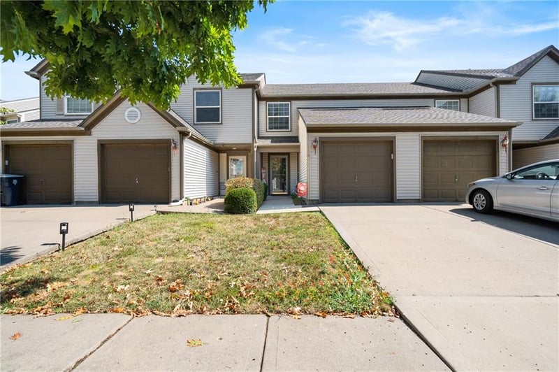 5507 Fairmount Ave, Kansas City, MO 64118