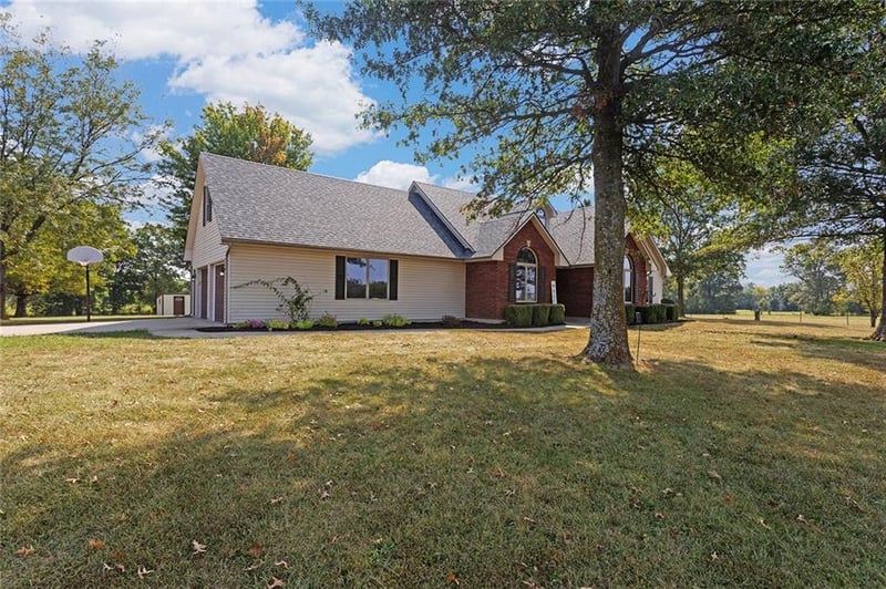 22001 E 307th St, Harrisonville, MO 64701