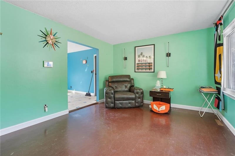 8201 110th St, Kansas City, MO 64134