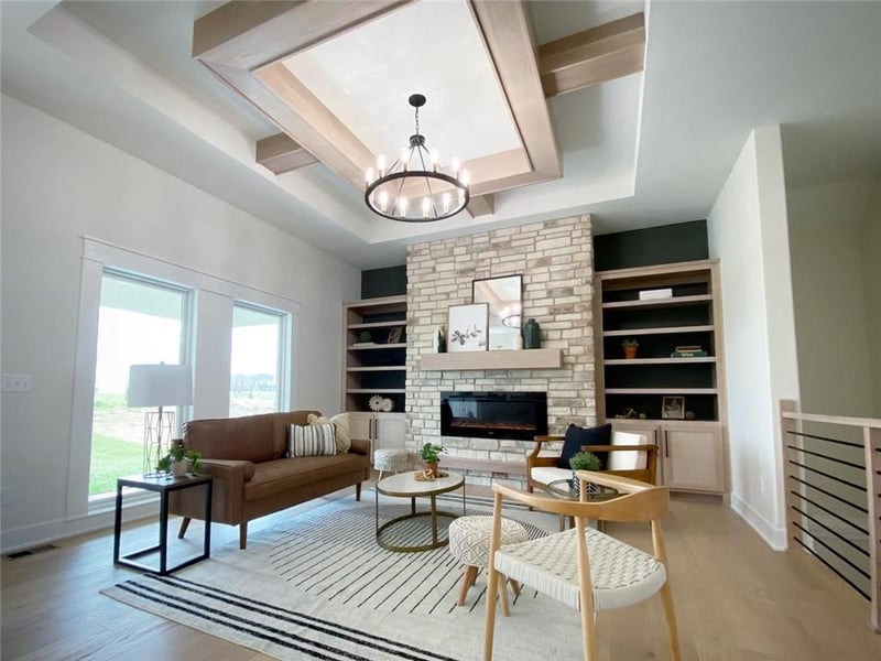 5888 Black Oak Ct, Parkville, MO 64152