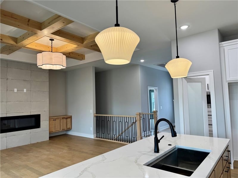5888 Black Oak Ct, Parkville, MO 64152