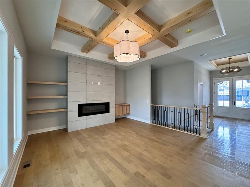 5888 Black Oak Ct, Parkville, MO 64152