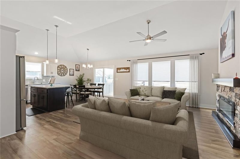 1325 122nd St, Kansas City, MO 64165