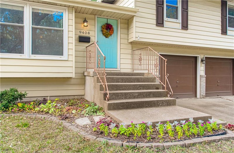 9408 Lowell Ave, Overland Park, KS 66212