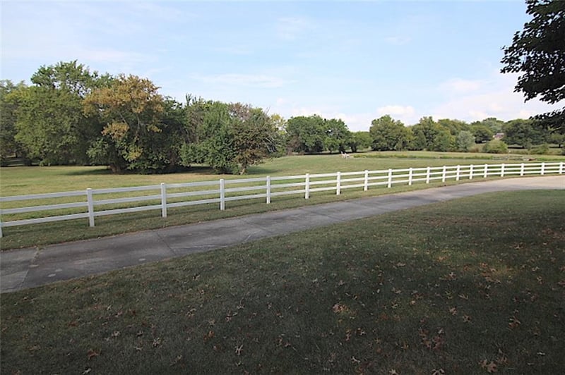 707 Madison St, Raymore, MO 64083