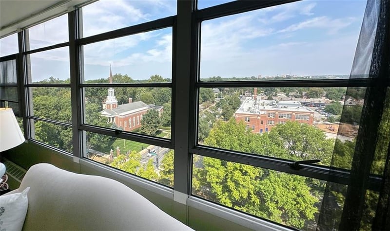 333 W Meyer Blvd #1109, Kansas City, MO 64113