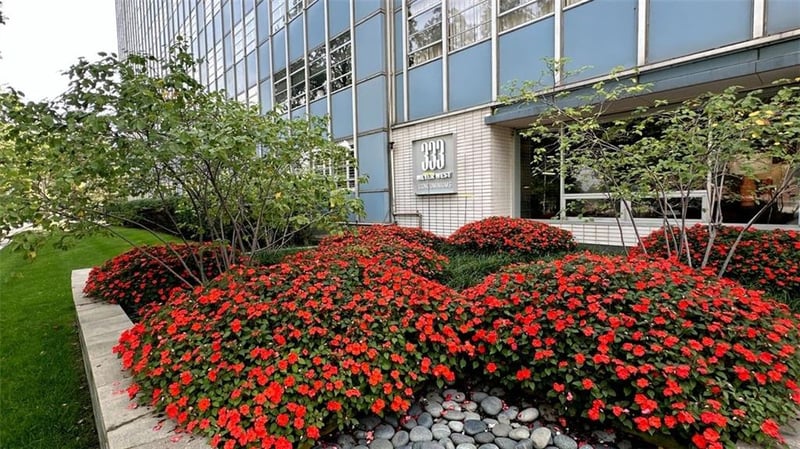 333 W Meyer Blvd #1109, Kansas City, MO 64113