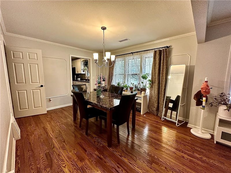 627 29th St, Kansas City, KS 66102