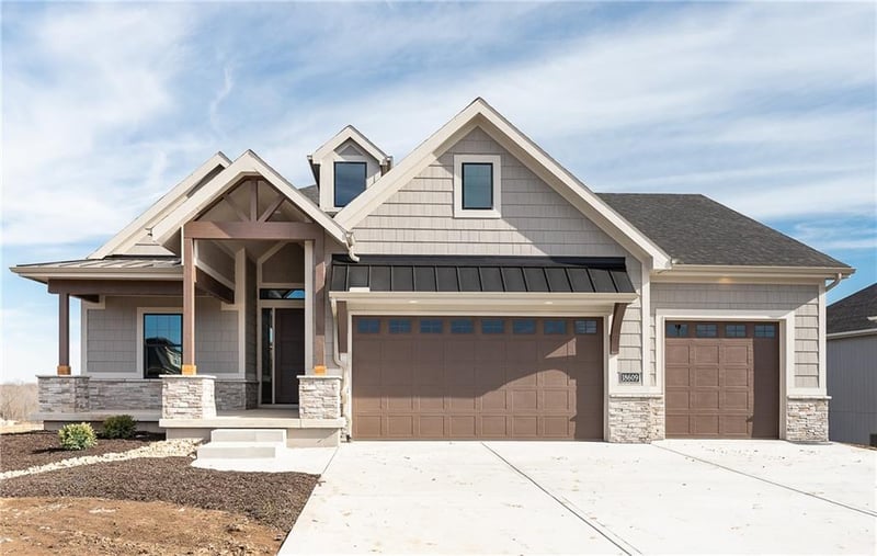 18609 Reinhardt St, Overland Park, KS 66085