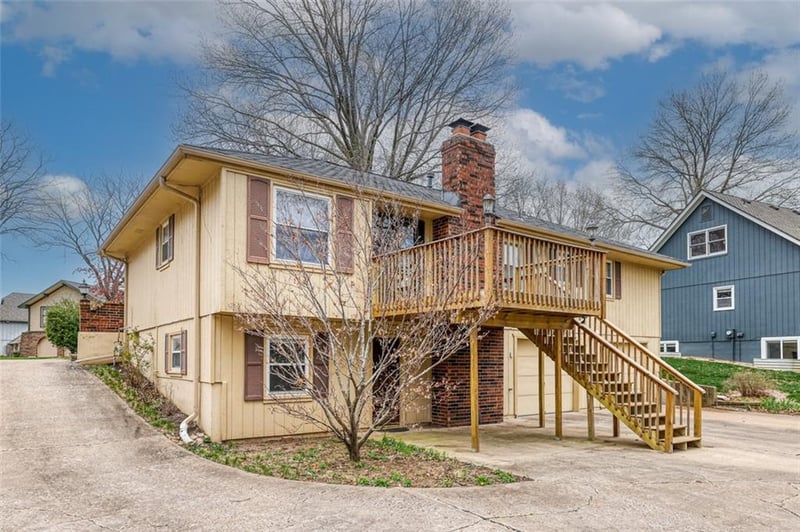 3608 Blue Jacket Dr, Lee's Summit, MO 64064