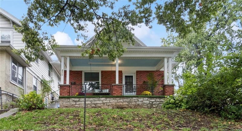 4510 Terrace St, Kansas City, MO 64111