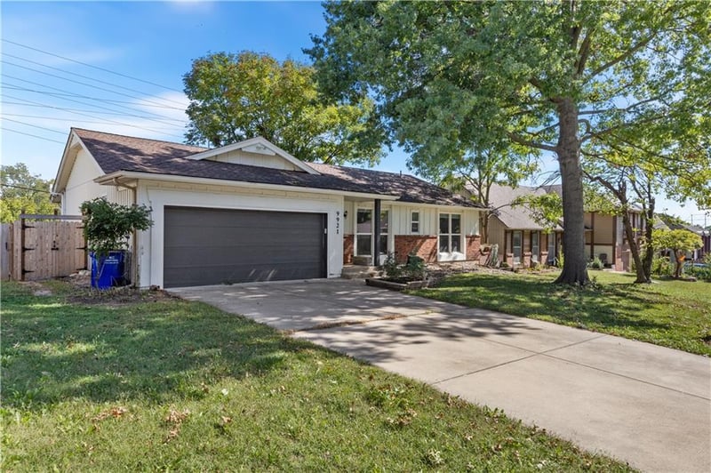 9921 Wedd Dr, Overland Park, KS 66212