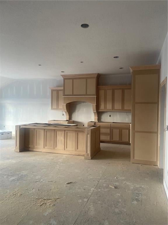 8734 Farley Ave, Kansas City, MO 64157