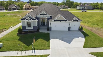 8734 Farley Ave, Kansas City, MO 64157