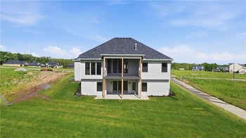 8734 Farley Ave, Kansas City, MO 64157