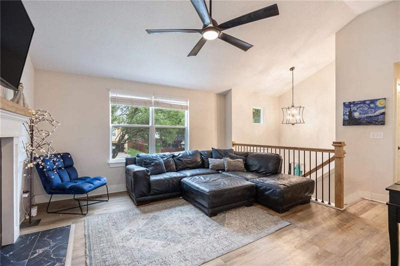 8537 110th St, Kansas City, MO 64157