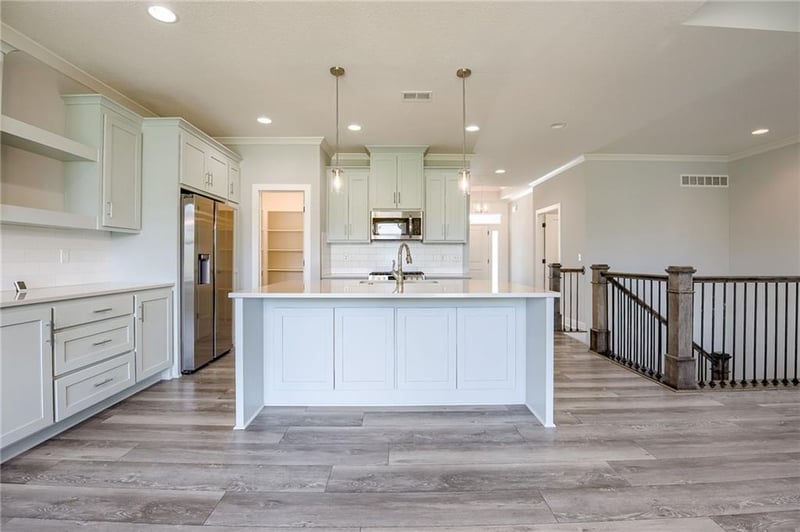 6930 W 162nd Ct, Overland Park, KS 66085
