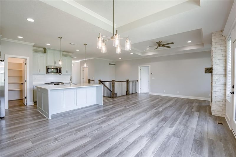 6930 W 162nd Ct, Overland Park, KS 66085